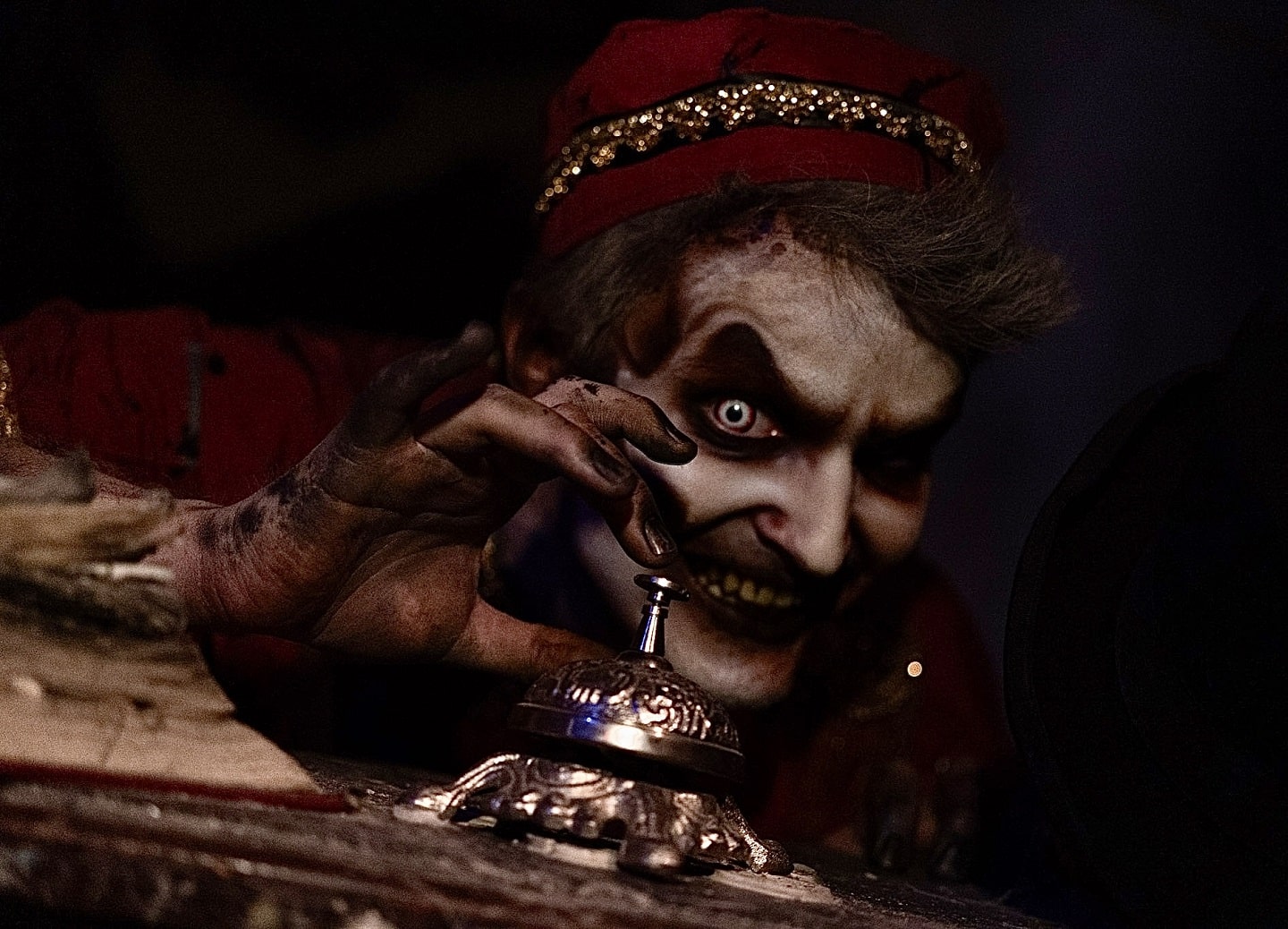 Icons, Laurels House of Horror