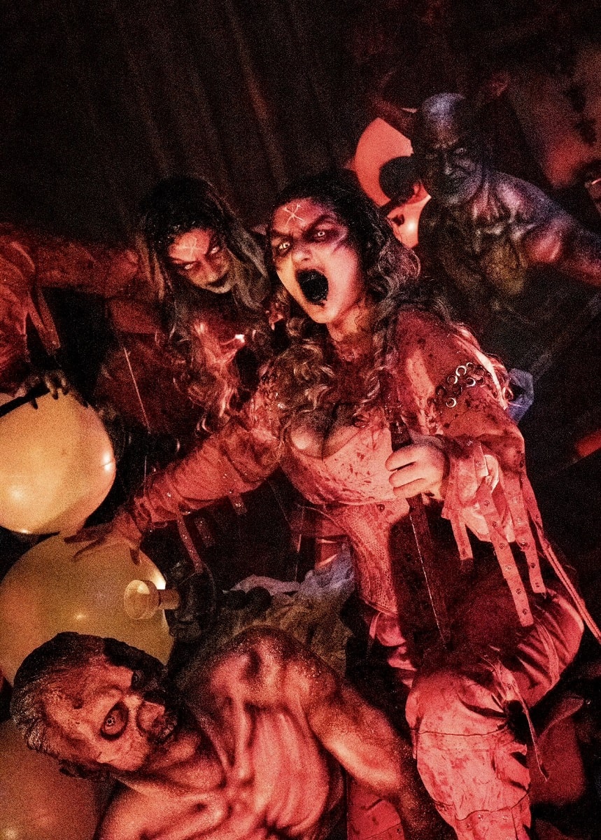 Icons, Laurel Haunt